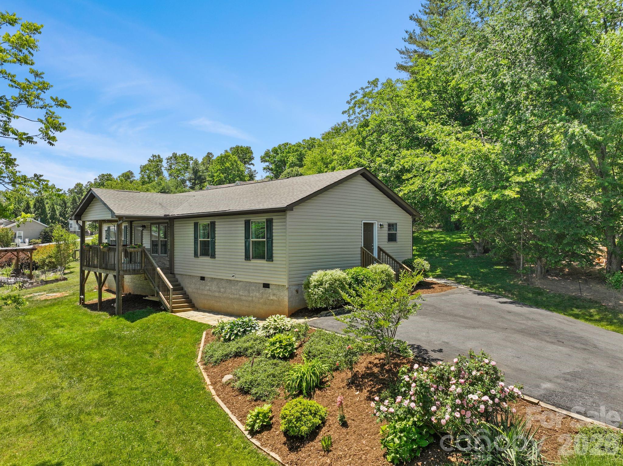 40 New Elijah Way Fletcher NC 28732