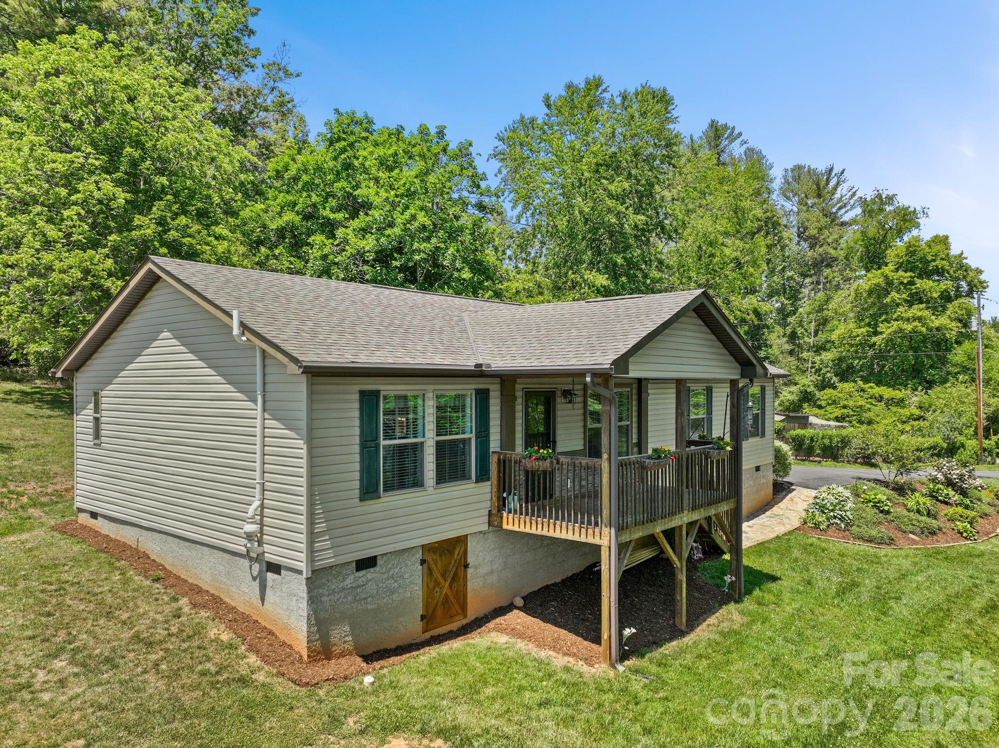 40 New Elijah Way Fletcher NC 28732