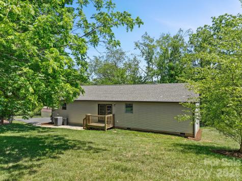 40 New Elijah Way Fletcher NC 28732