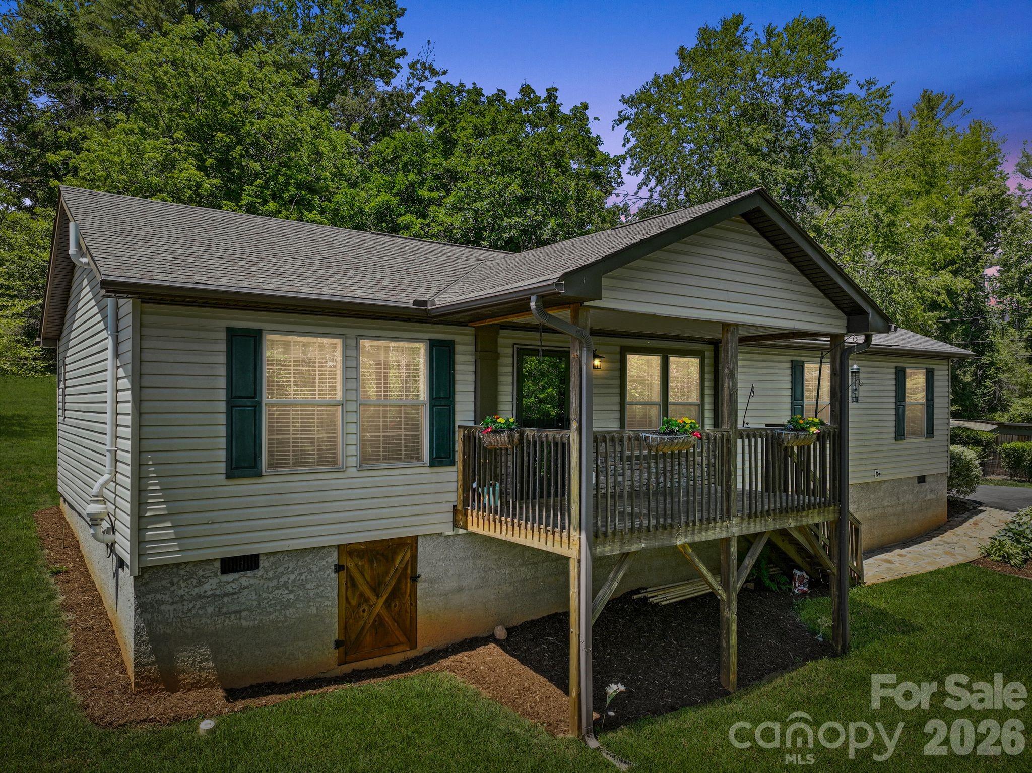 40 New Elijah Way Fletcher NC 28732
