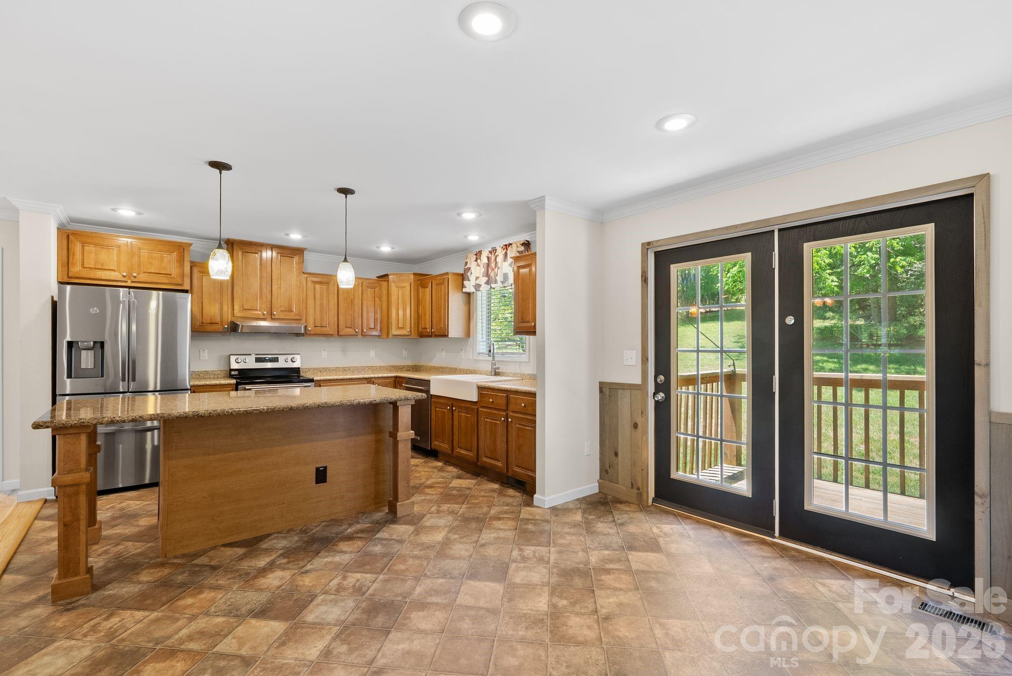 40 New Elijah Way Fletcher NC 28732