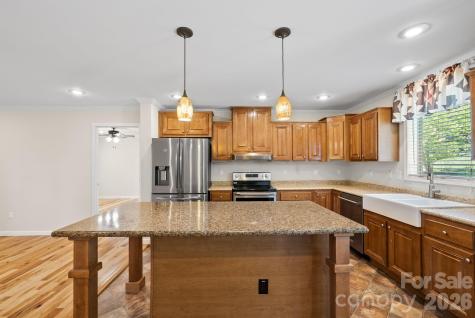 40 New Elijah Way Fletcher NC 28732