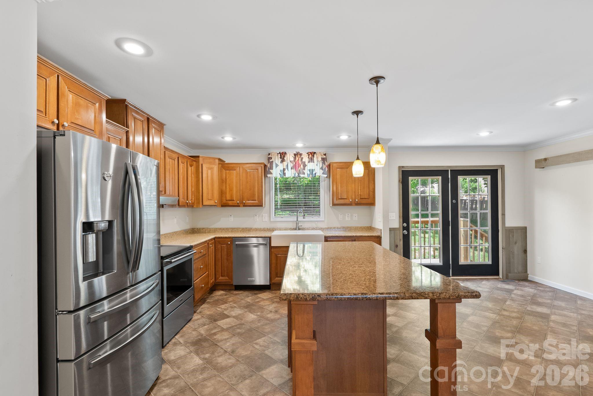 40 New Elijah Way Fletcher NC 28732