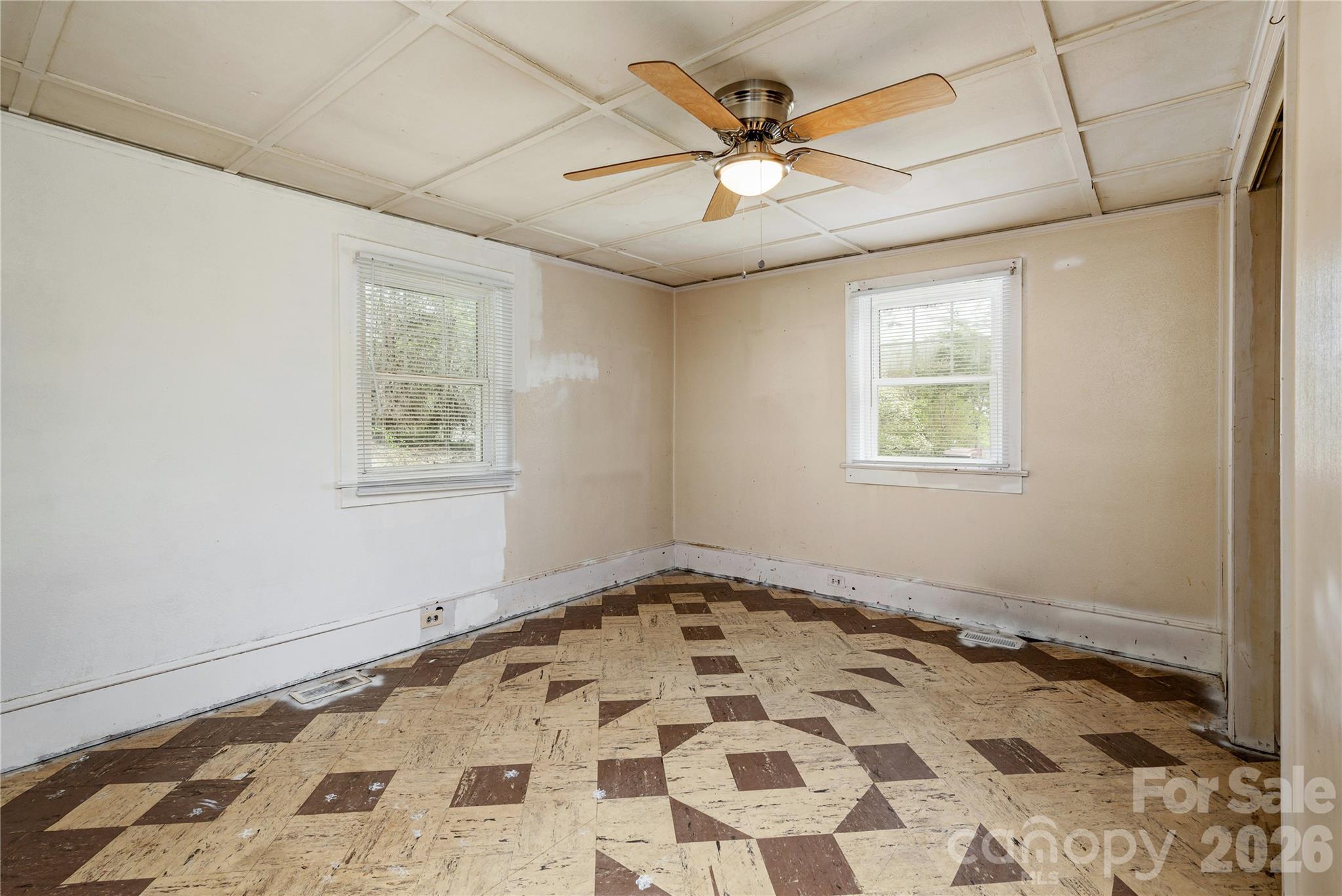 603 Halsbury Avenue Hendersonville NC 28791