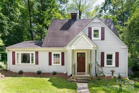 16 Dew Waite Road Black Mountain NC 28711