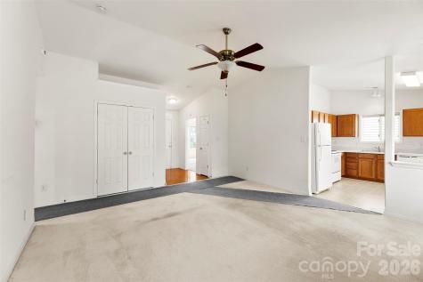 10215 Orchard Grass Court Charlotte NC 28278