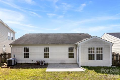 10215 Orchard Grass Court Charlotte NC 28278