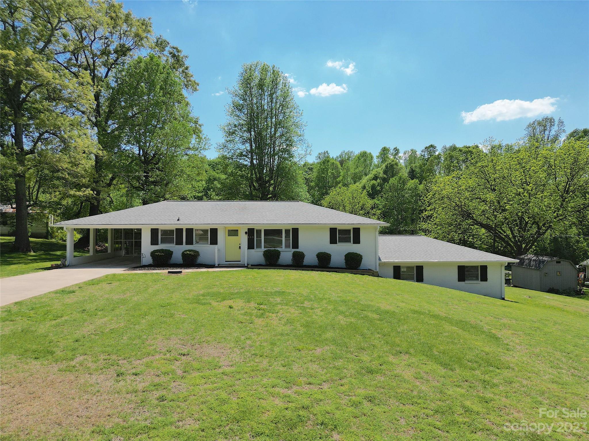 669 Welcome Arcadia Road Lexington NC 27295