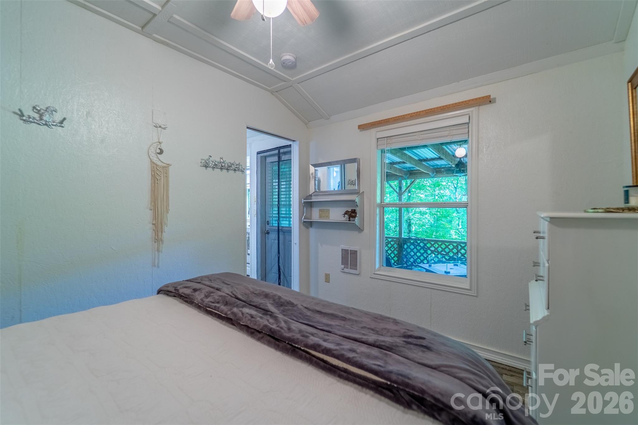 283 Briggs Cove Road Robbinsville NC 28771