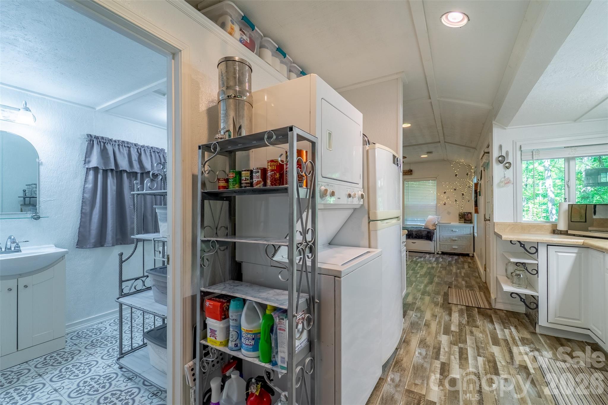 283 Briggs Cove Road Robbinsville NC 28771