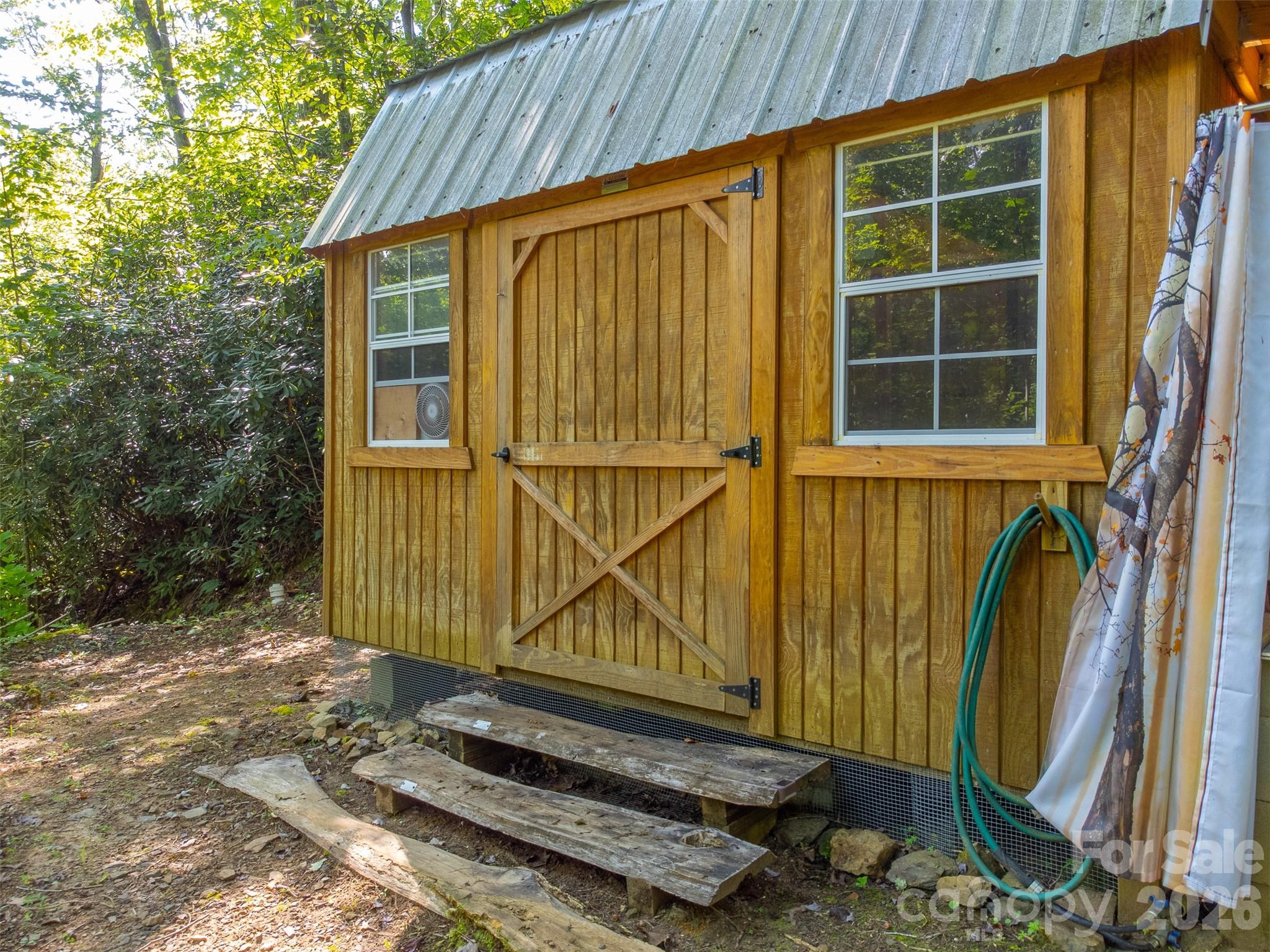 283 Briggs Cove Road Robbinsville NC 28771