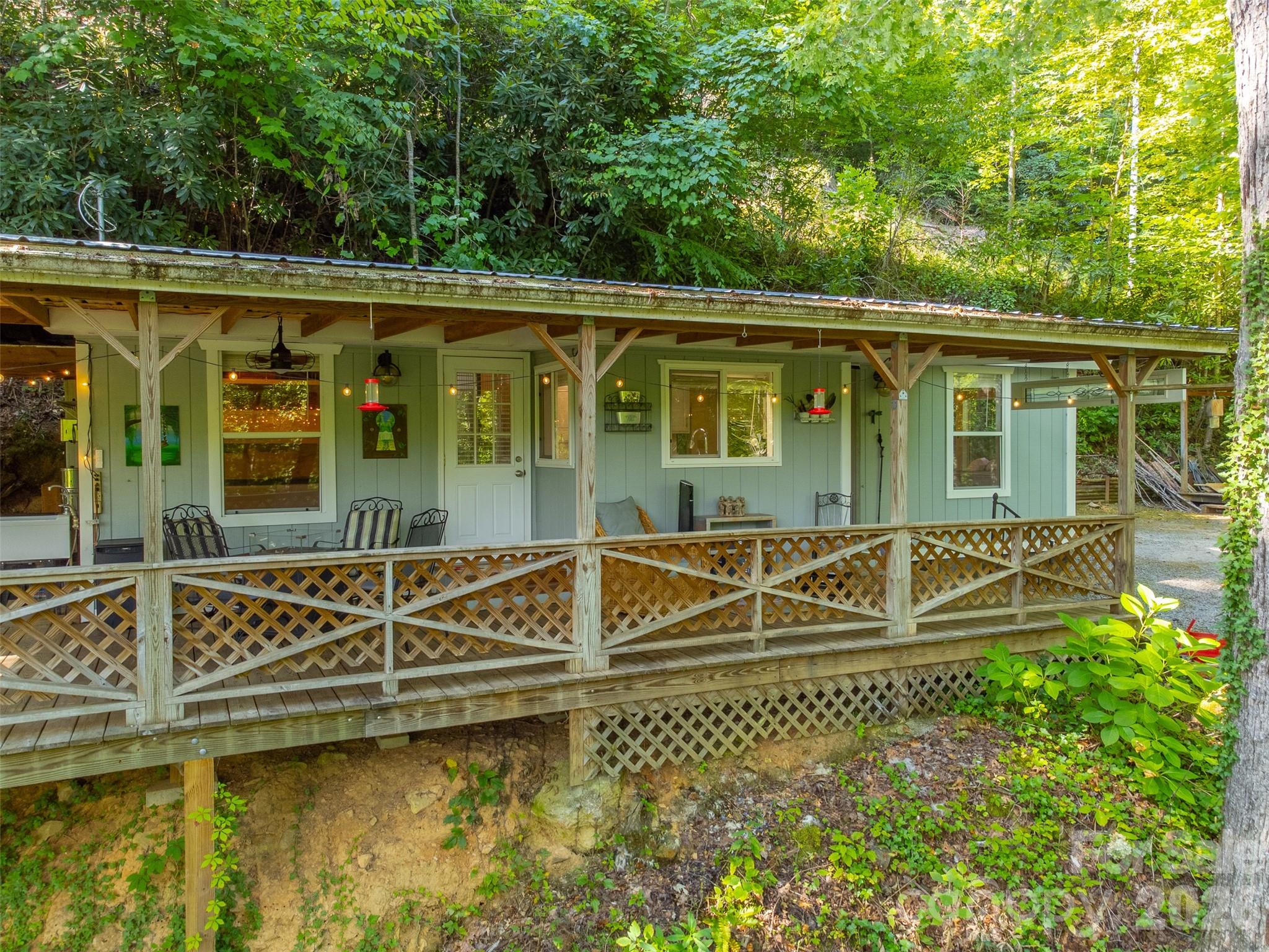 283 Briggs Cove Road Robbinsville NC 28771