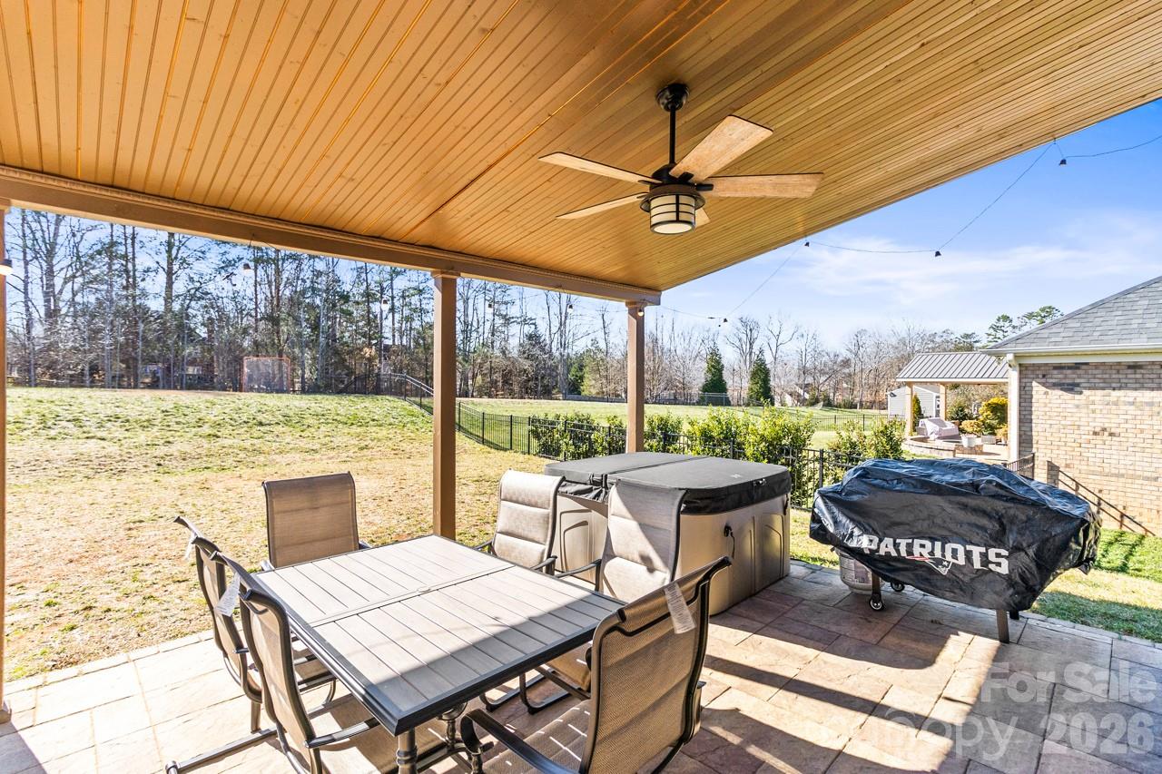 135 Holly Ridge Drive Mooresville NC 28115