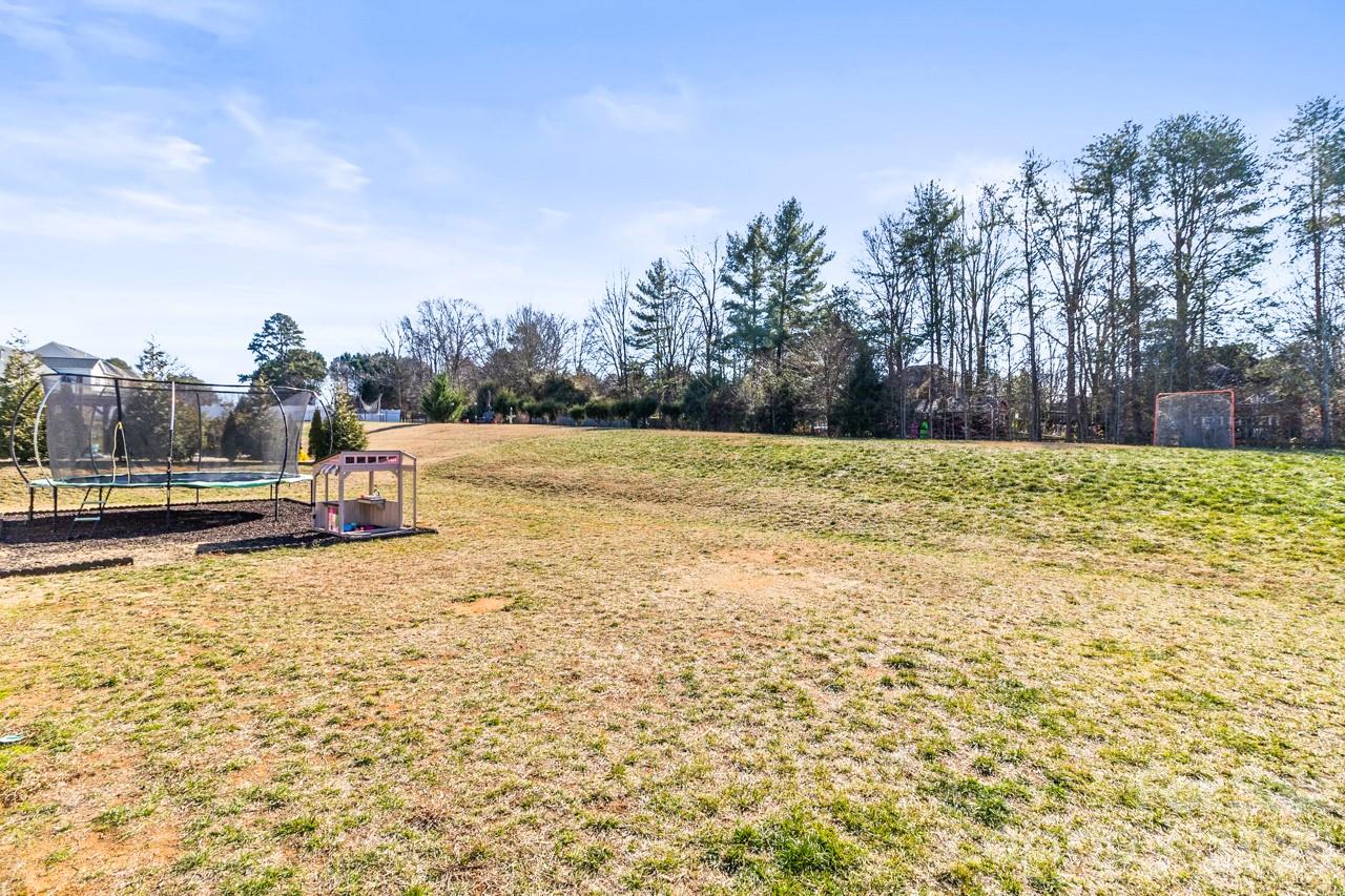 135 Holly Ridge Drive Mooresville NC 28115
