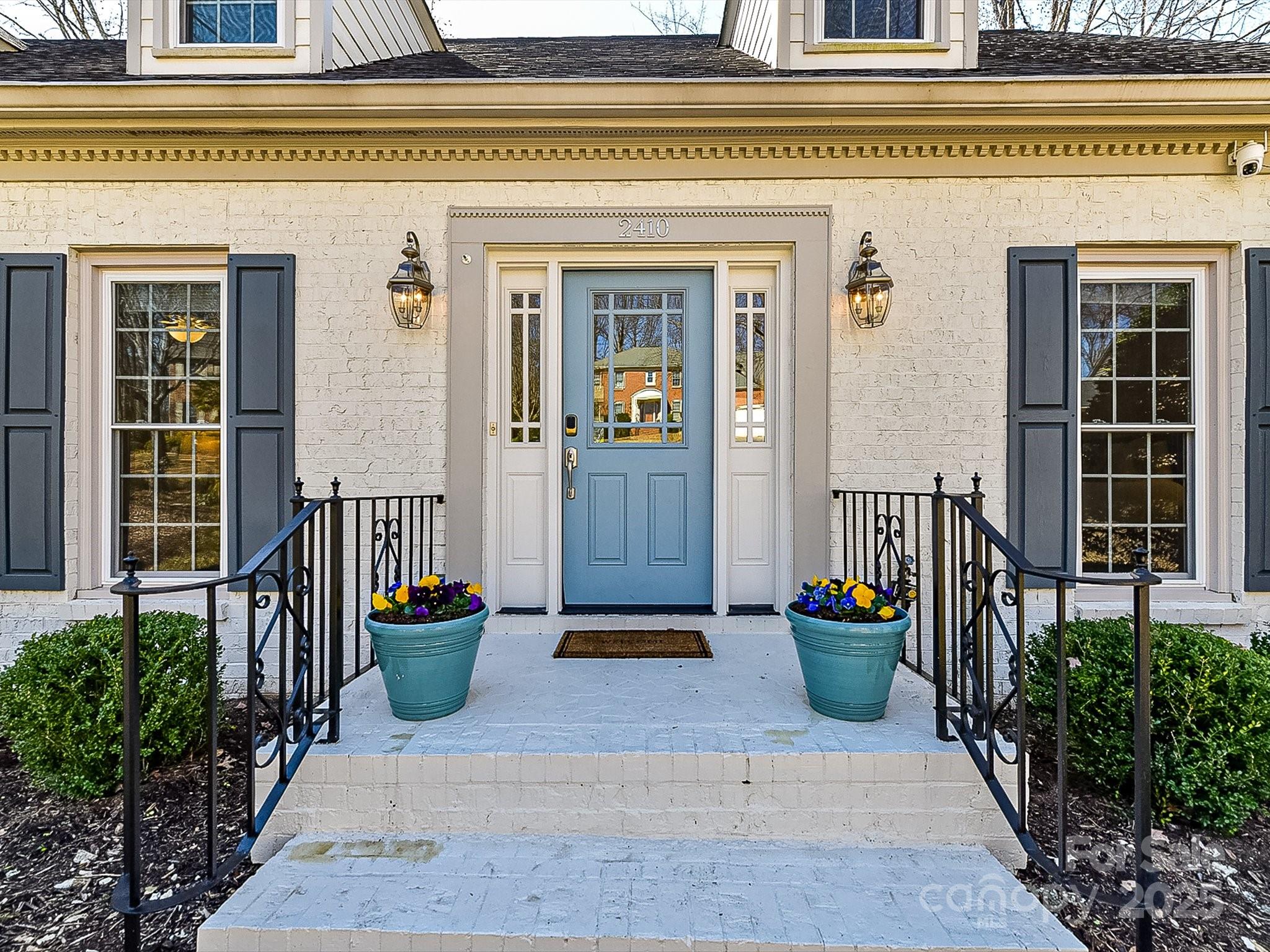 2410 Hopecrest Drive Charlotte NC 28210