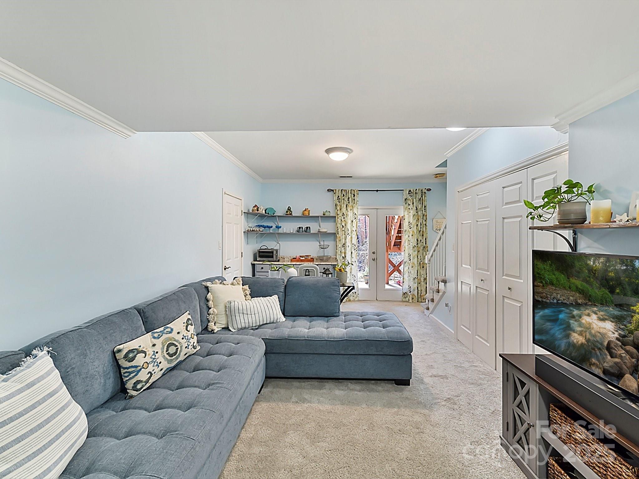 2410 Hopecrest Drive Charlotte NC 28210