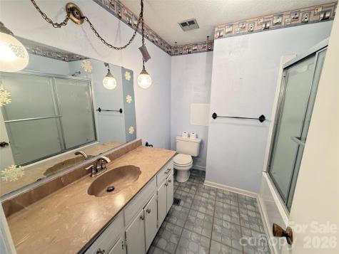 2848 Wendell Street Lenoir NC 28645