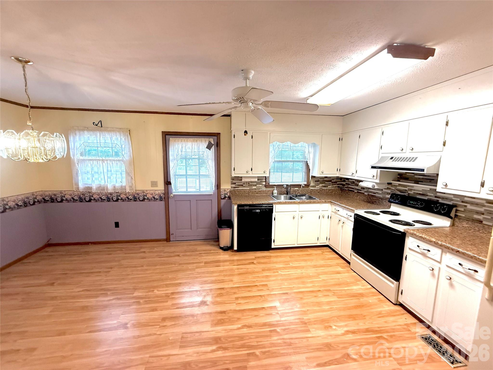 2848 Wendell Street Lenoir NC 28645