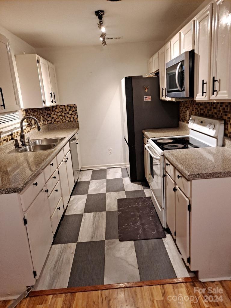 3428 Kentucky Avenue Charlotte NC 28216