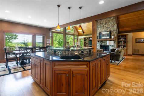 211 Boulder Ridge Drive Hendersonville NC 28792