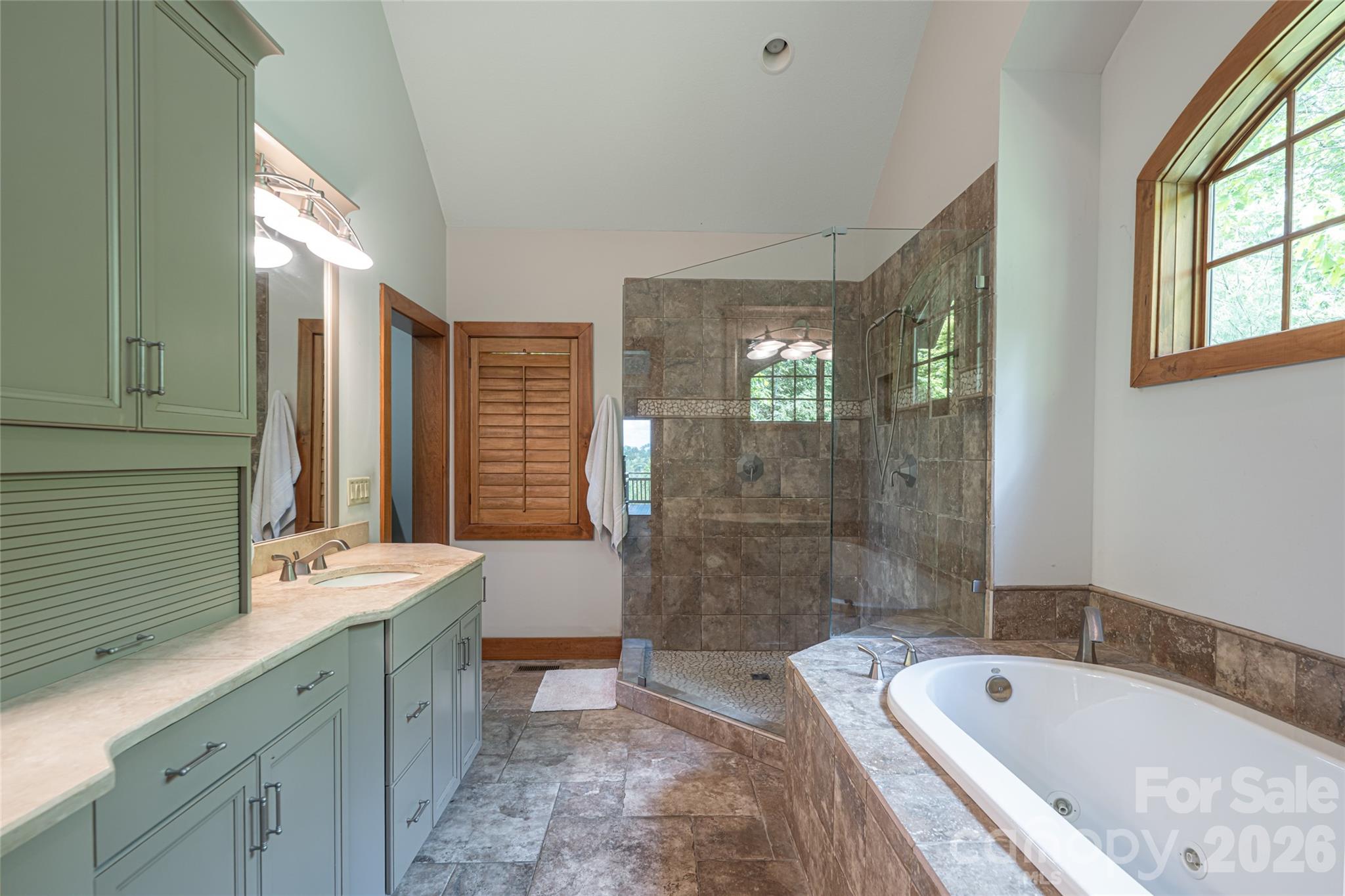 211 Boulder Ridge Drive Hendersonville NC 28792