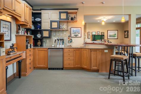 211 Boulder Ridge Drive Hendersonville NC 28792