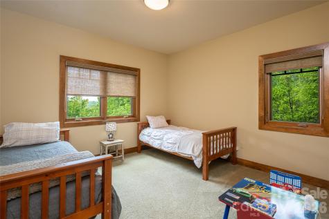 211 Boulder Ridge Drive Hendersonville NC 28792