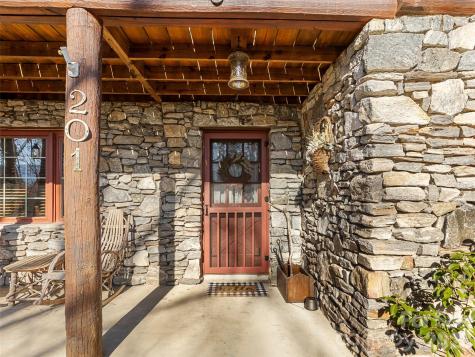 201 Liberty Road Waynesville NC 28785