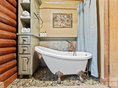 201 Liberty Road Waynesville NC 28785