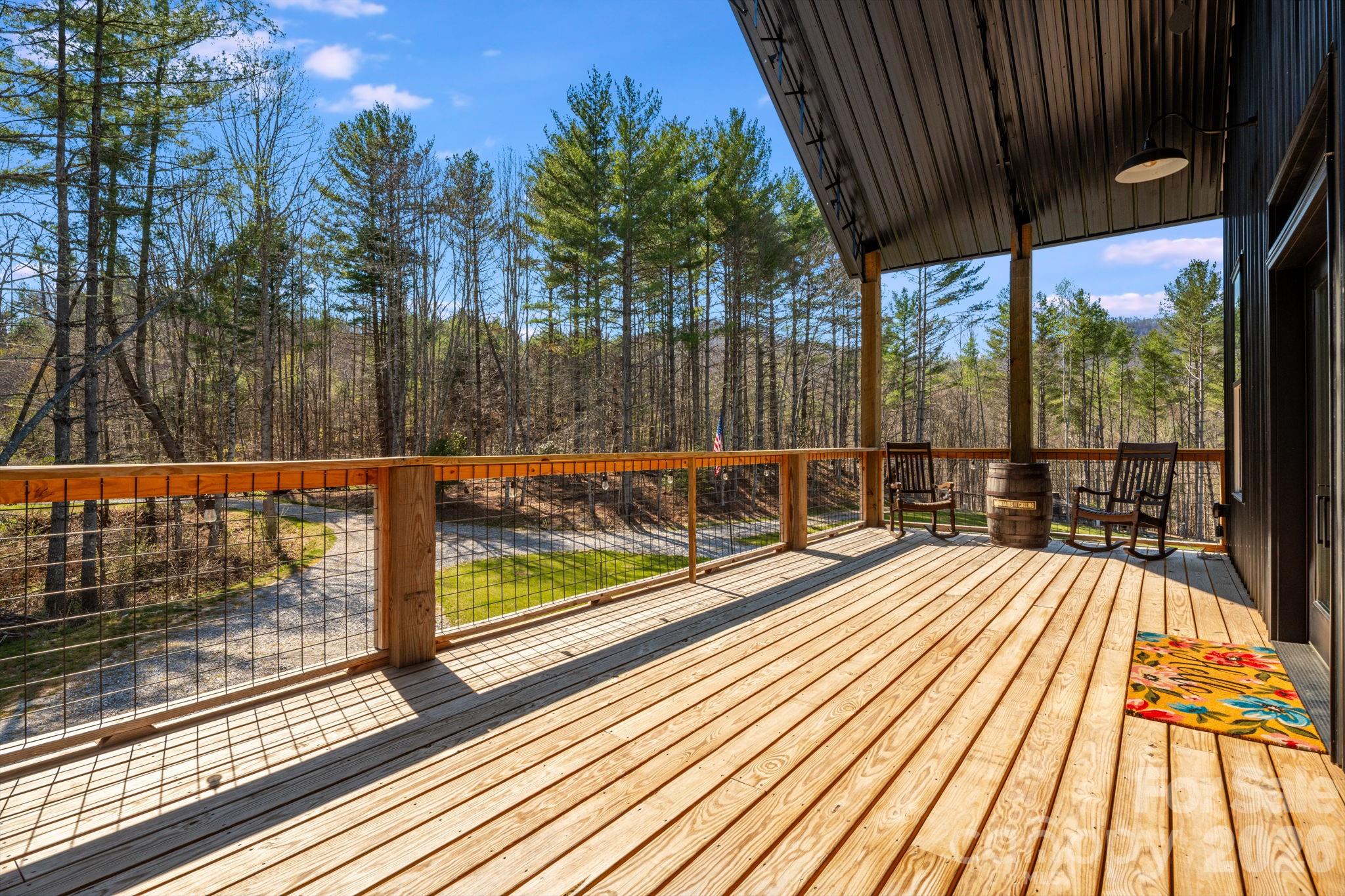 4530 Double Island Road Green Mountain NC 28740