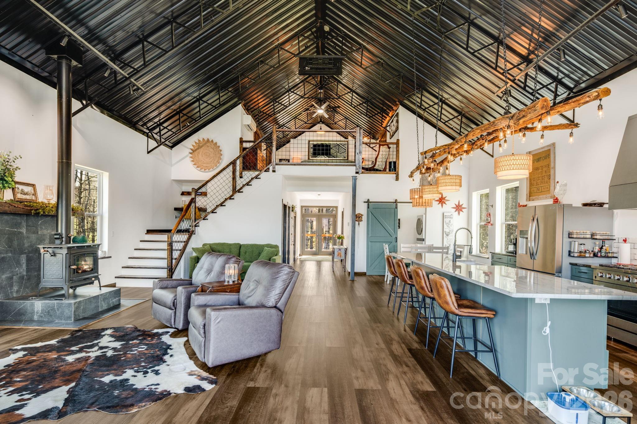 4530 Double Island Road Green Mountain NC 28740