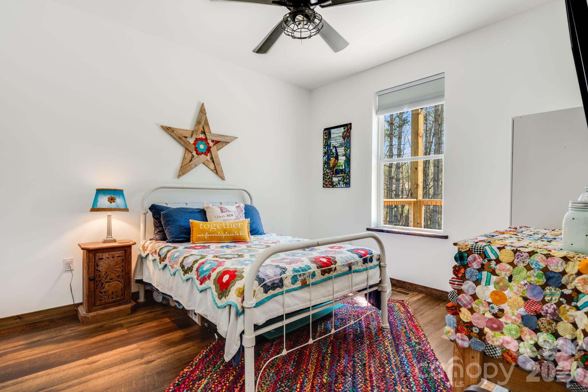 4530 Double Island Road Green Mountain NC 28740