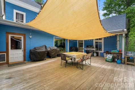 305 Ficker Circle Hendersonville NC 28739