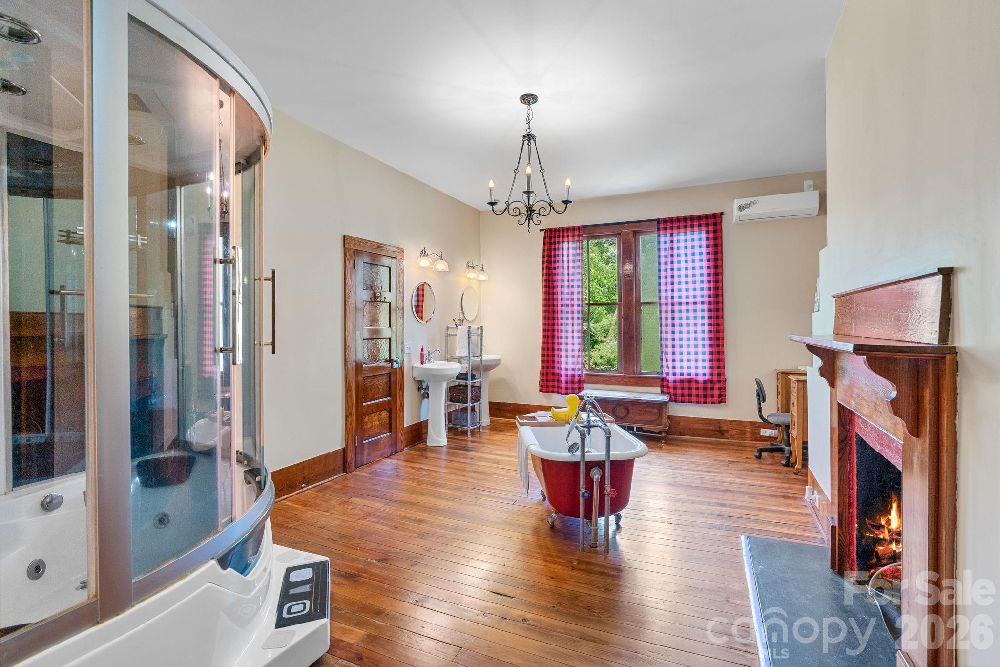 305 Ficker Circle Hendersonville NC 28739