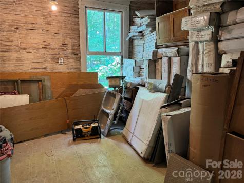 305 Ficker Circle Hendersonville NC 28739