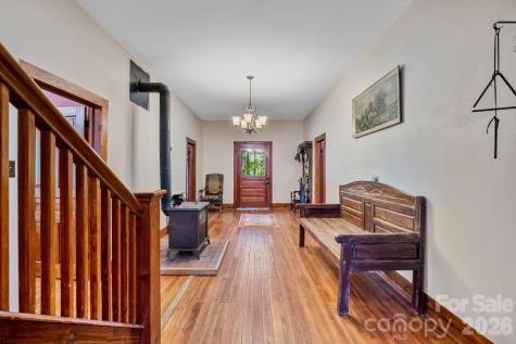 305 Ficker Circle Hendersonville NC 28739