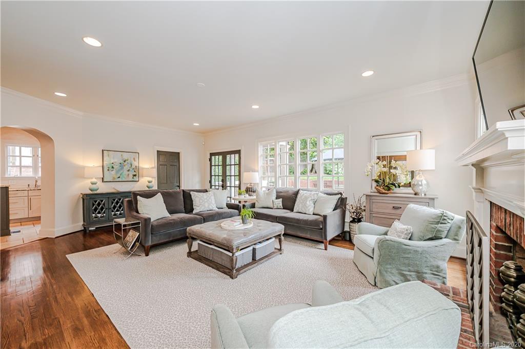 2821 Hampton Avenue Charlotte NC 28207