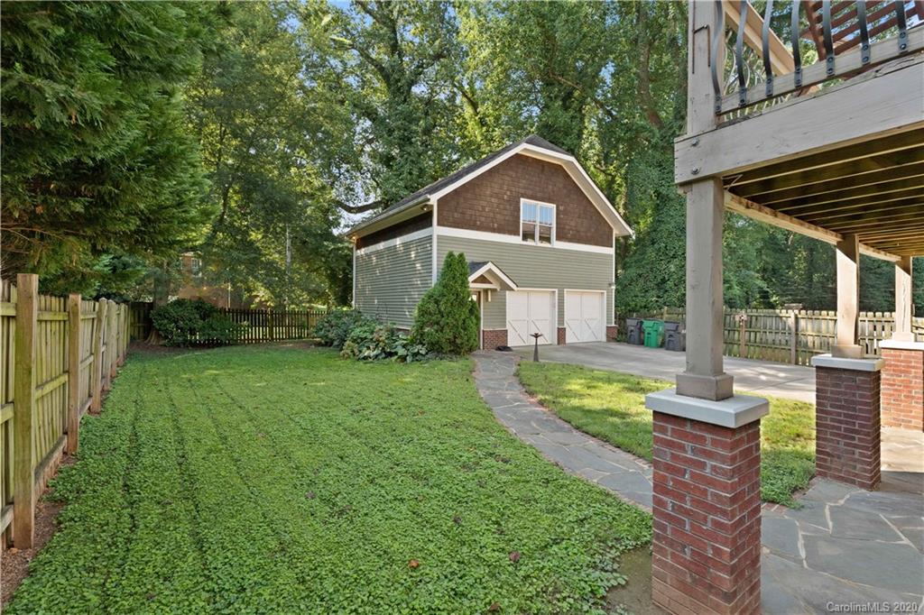 407 Heathcliff Street Charlotte NC 28208