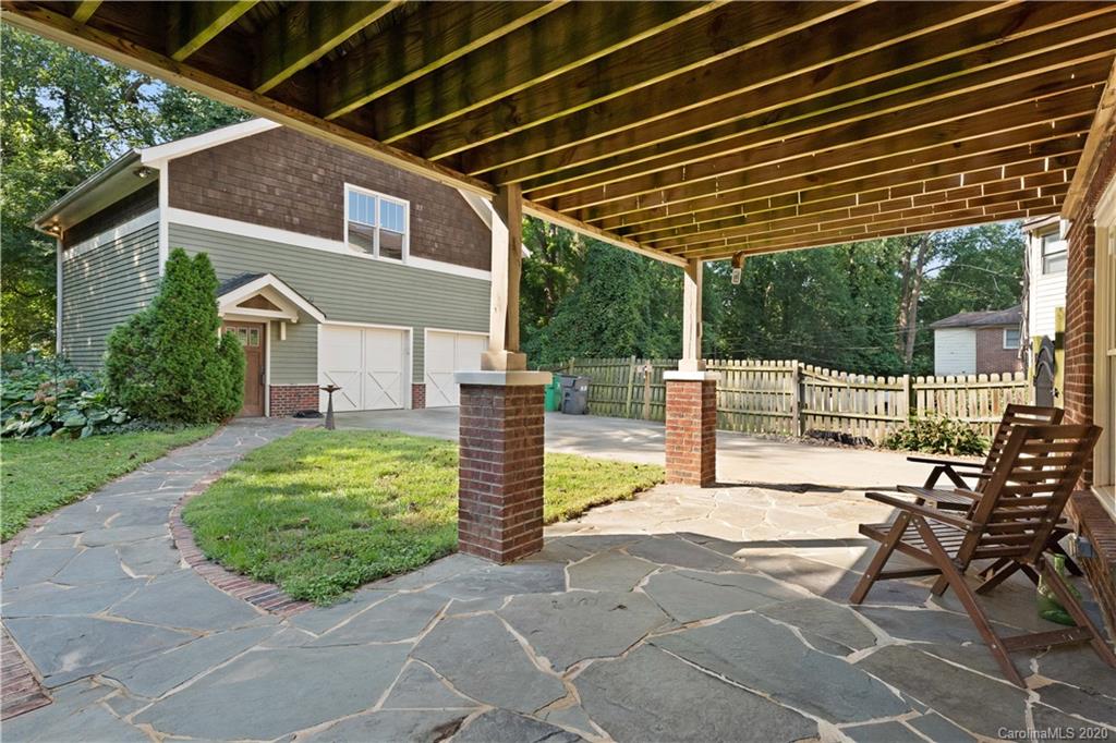 407 Heathcliff Street Charlotte NC 28208