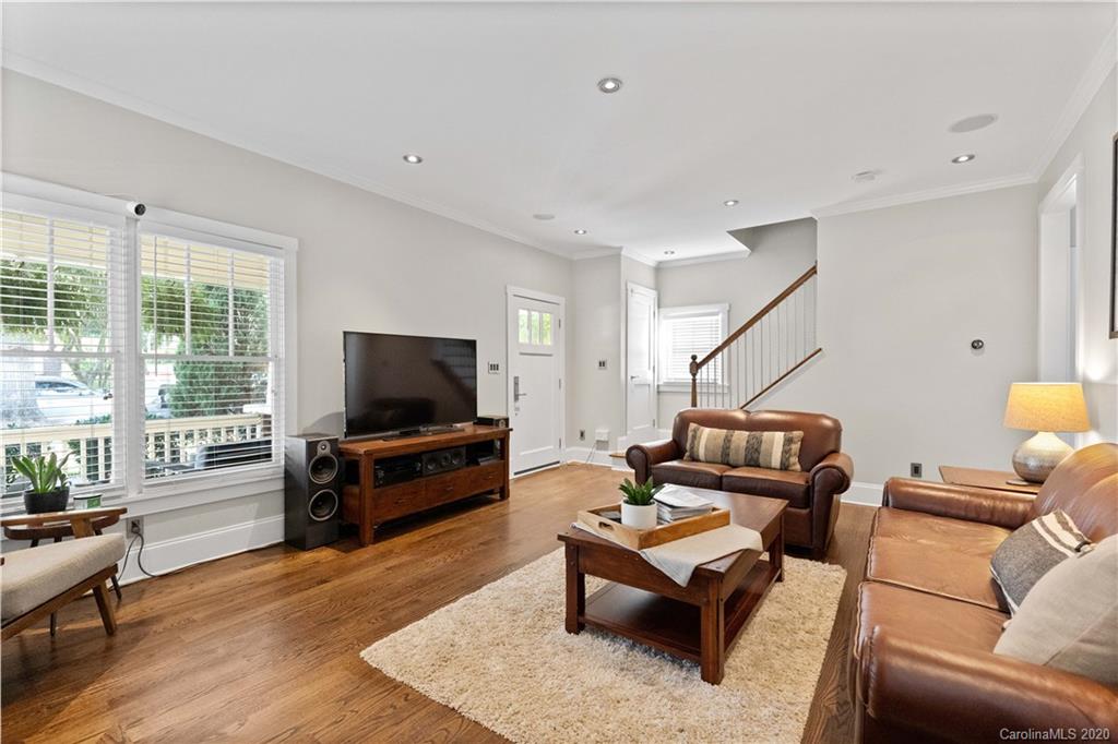 407 Heathcliff Street Charlotte NC 28208