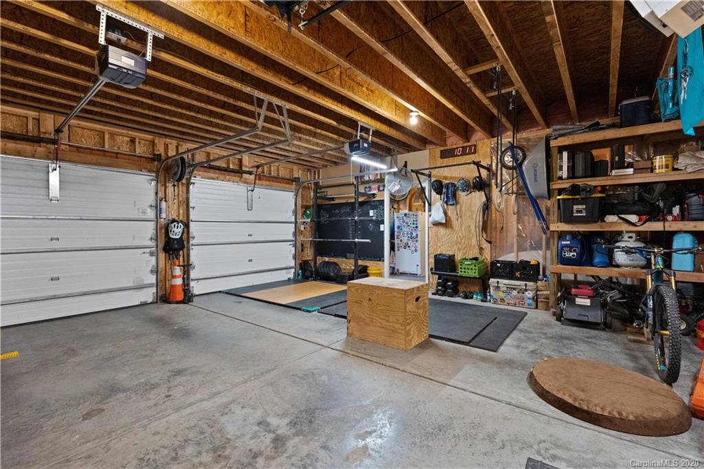407 Heathcliff Street Charlotte NC 28208