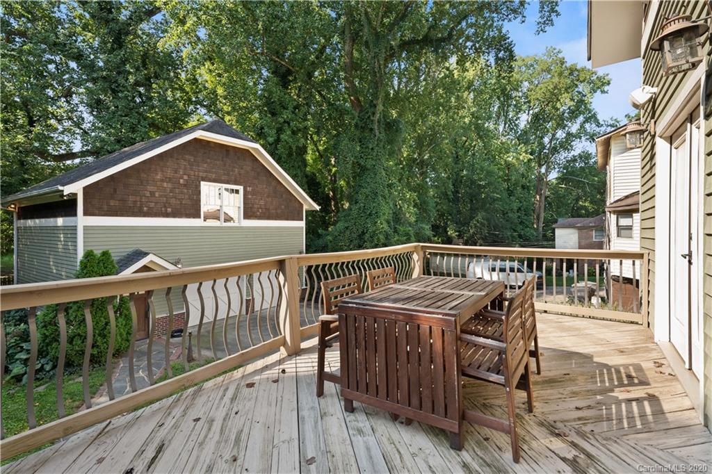 407 Heathcliff Street Charlotte NC 28208