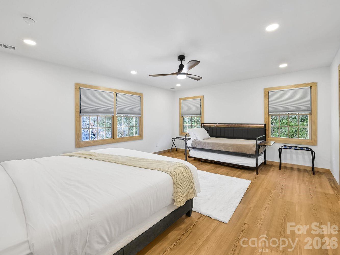 194 Fox Run Road Canton NC 28716