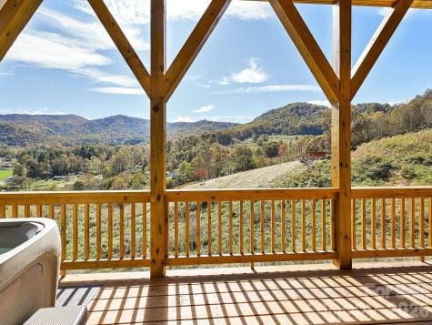 194 Fox Run Road Canton NC 28716