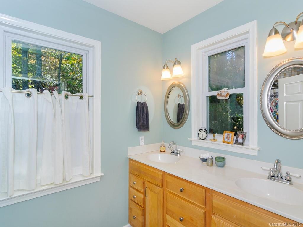 37 Smokey Mountain Drive Swannanoa NC 28778