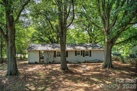 2515 Carroll Street Monroe NC 28110