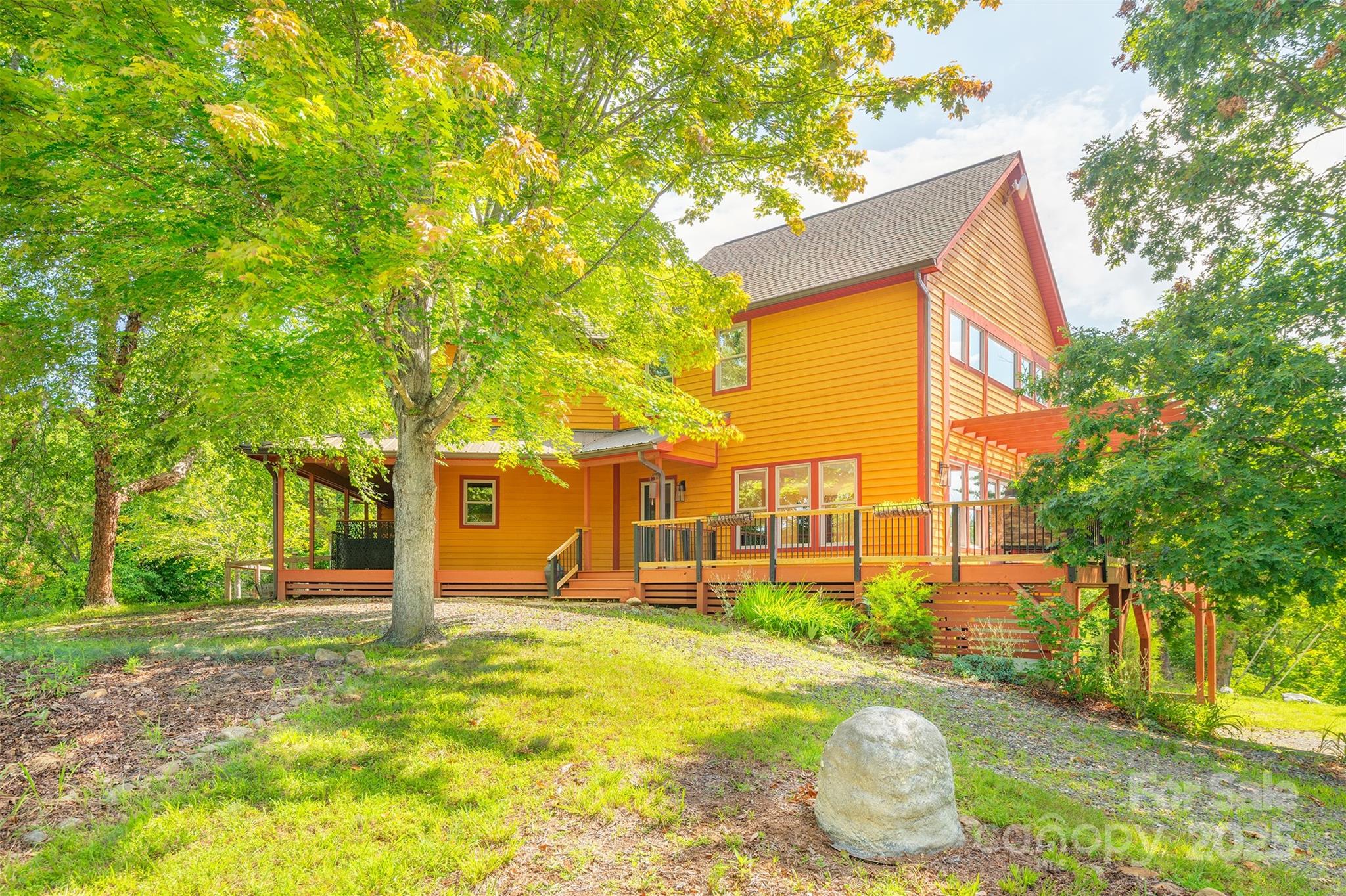 15 Mountain Tea Lane Alexander NC 28701