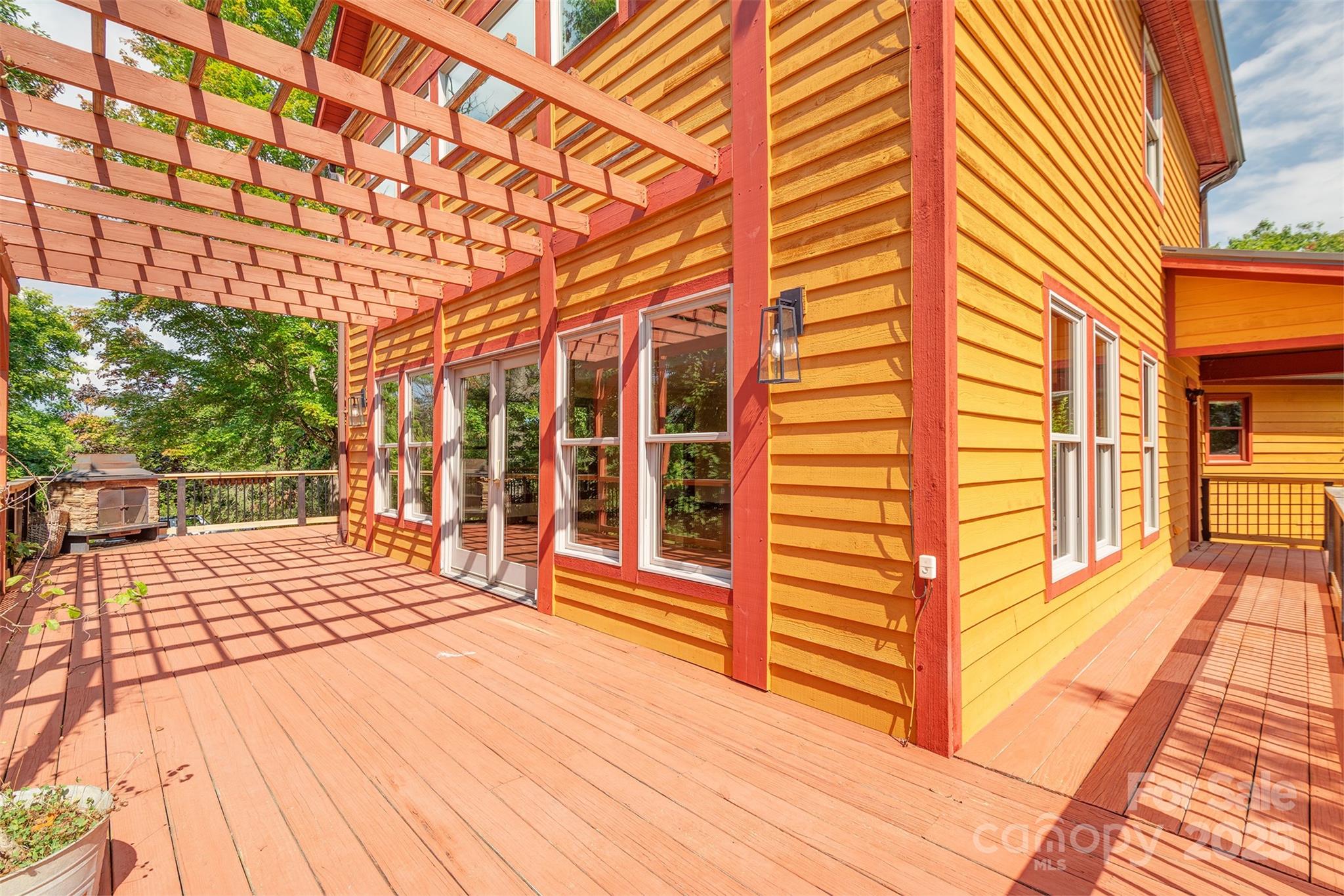 15 Mountain Tea Lane Alexander NC 28701