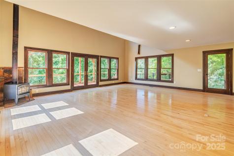 15 Mountain Tea Lane Alexander NC 28701