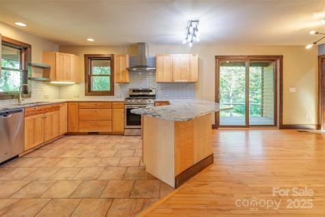 15 Mountain Tea Lane Alexander NC 28701